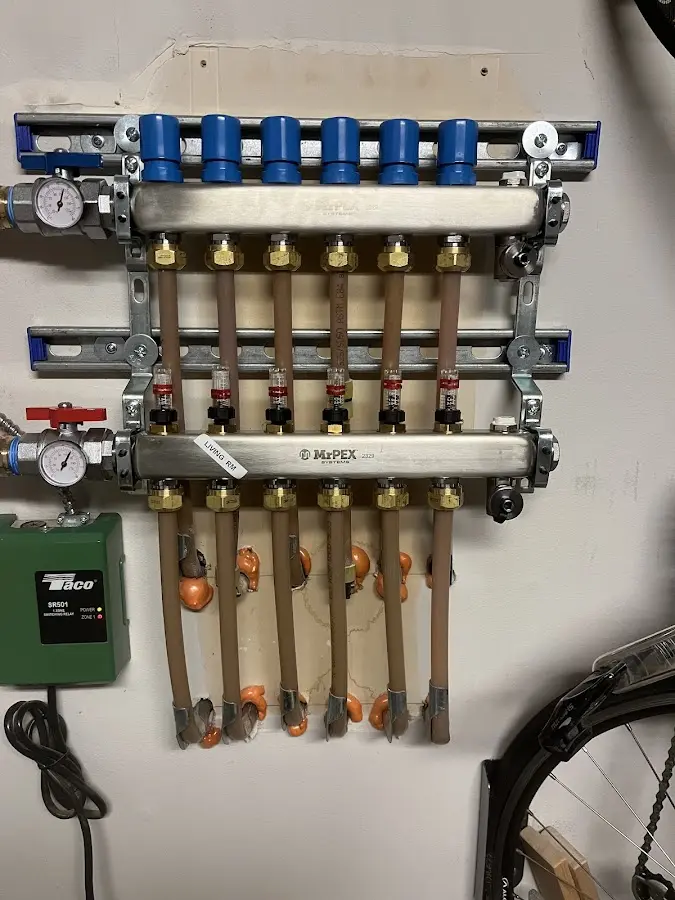 Plumber performing Leak Detection at a residential property in Shelbyville